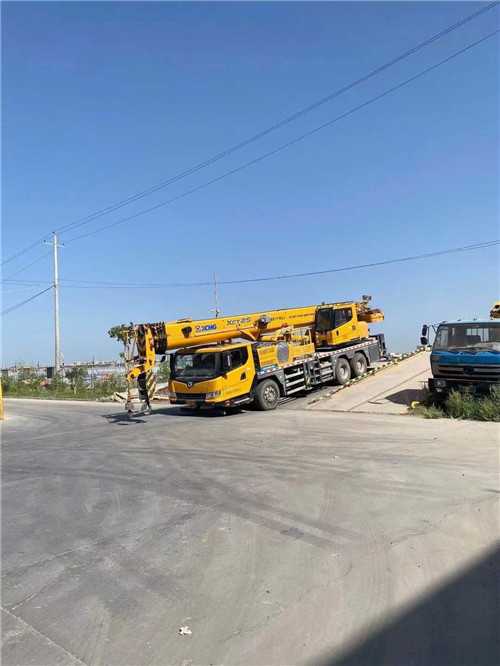 边坝县吊车作业时，可能会产生哪些额外收费项目？