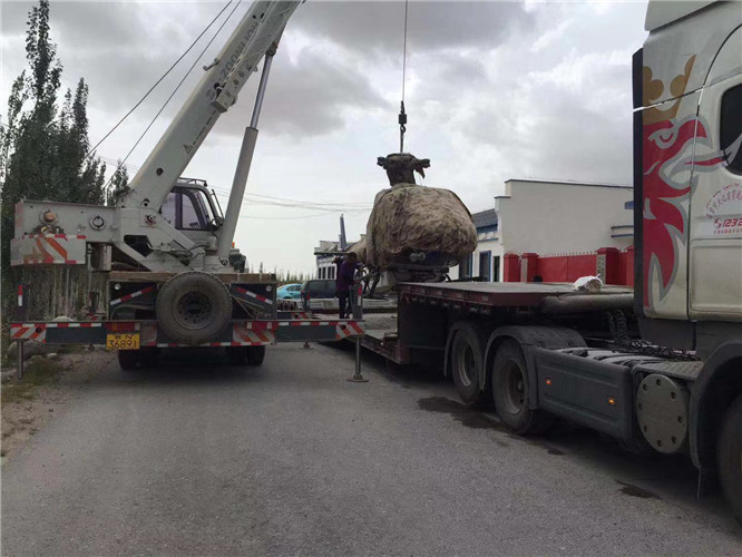 边坝县狭窄场地（如小区、车间）适合用哪种吊车？